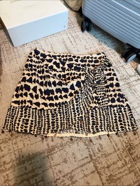 Zara Navy and Cream Printed Wrap Mini Skirt with Tie